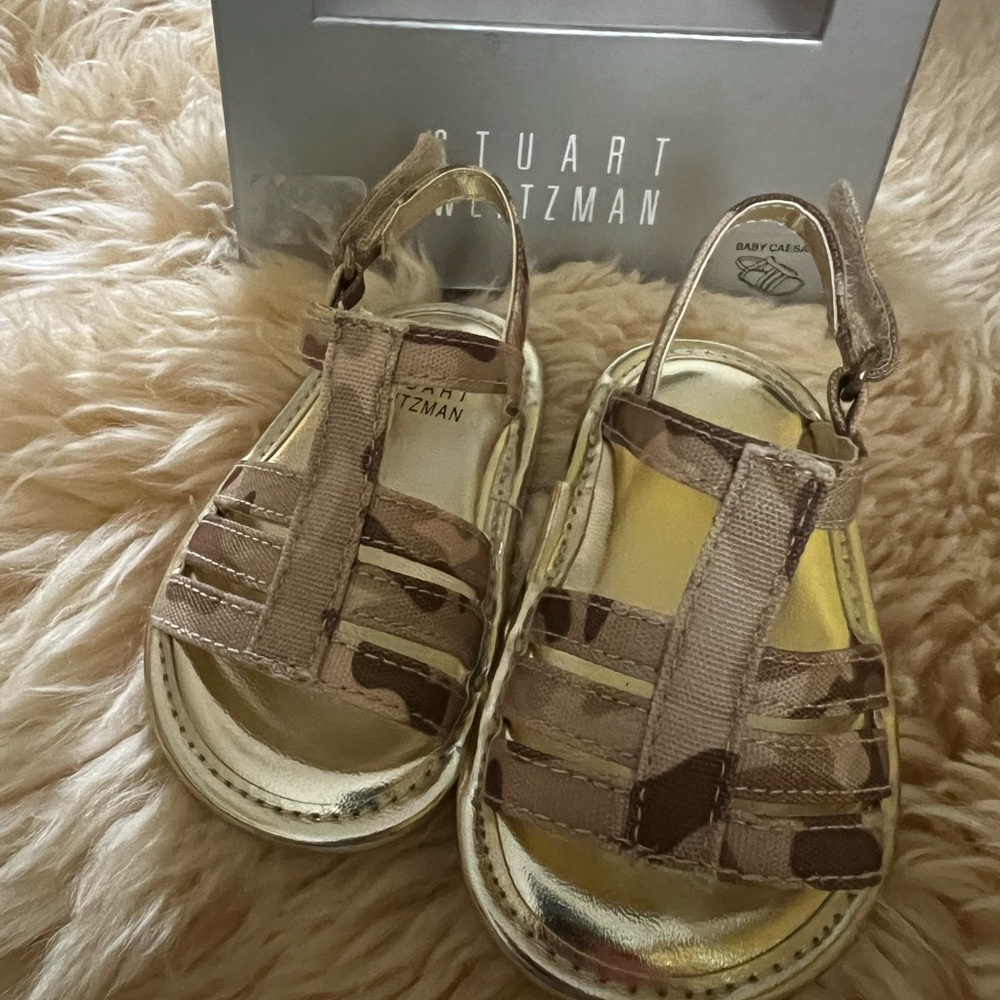 Stuart Weitzman Baby Caesar Size 3 (6-9 Months)